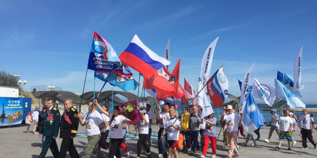 В Севастополе состоялся марафонский заплыв в честь Дня Победы